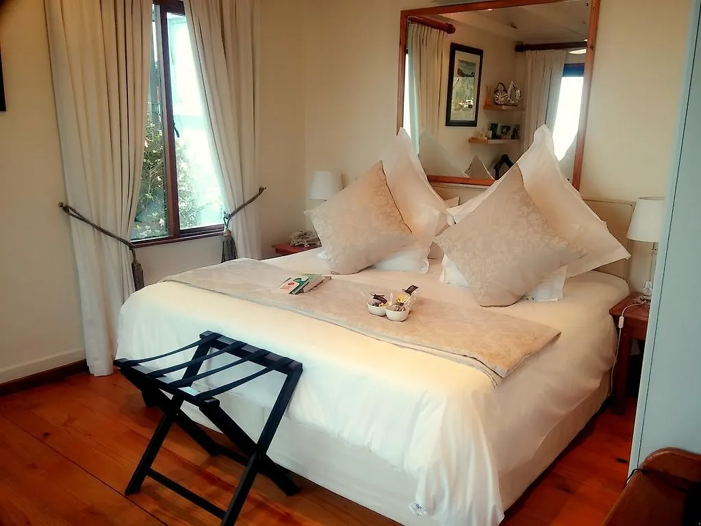 Bay Atlantic Guest House Cape Town 4*,